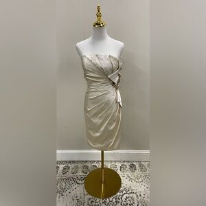 Chic Strapless Cream/Gold Dress
